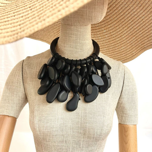 Black Necklace 0369044 image 1