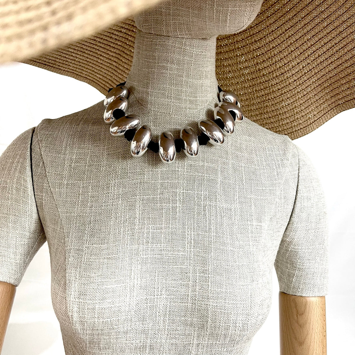 Silver Accent Necklace 0369035 image 4