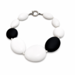 White 0369069